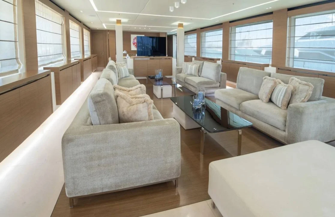 An image of Ipanemas yacht