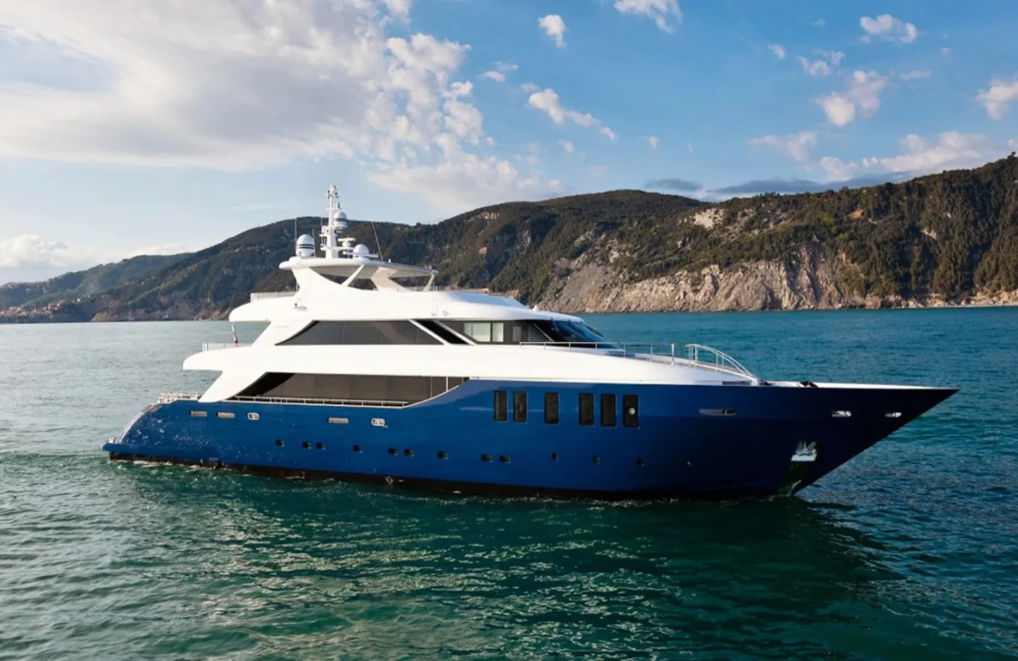 An image of Ipanemas yacht