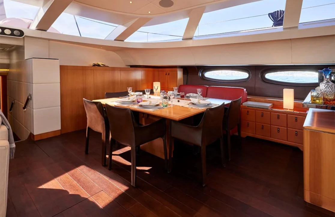 An image of Mirasol yacht