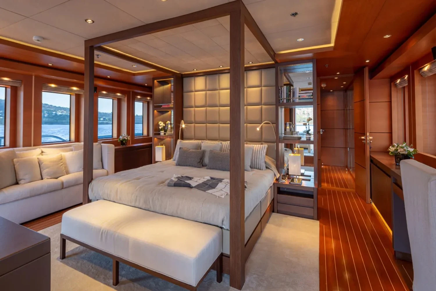 A preview of interior Bedroom cabin