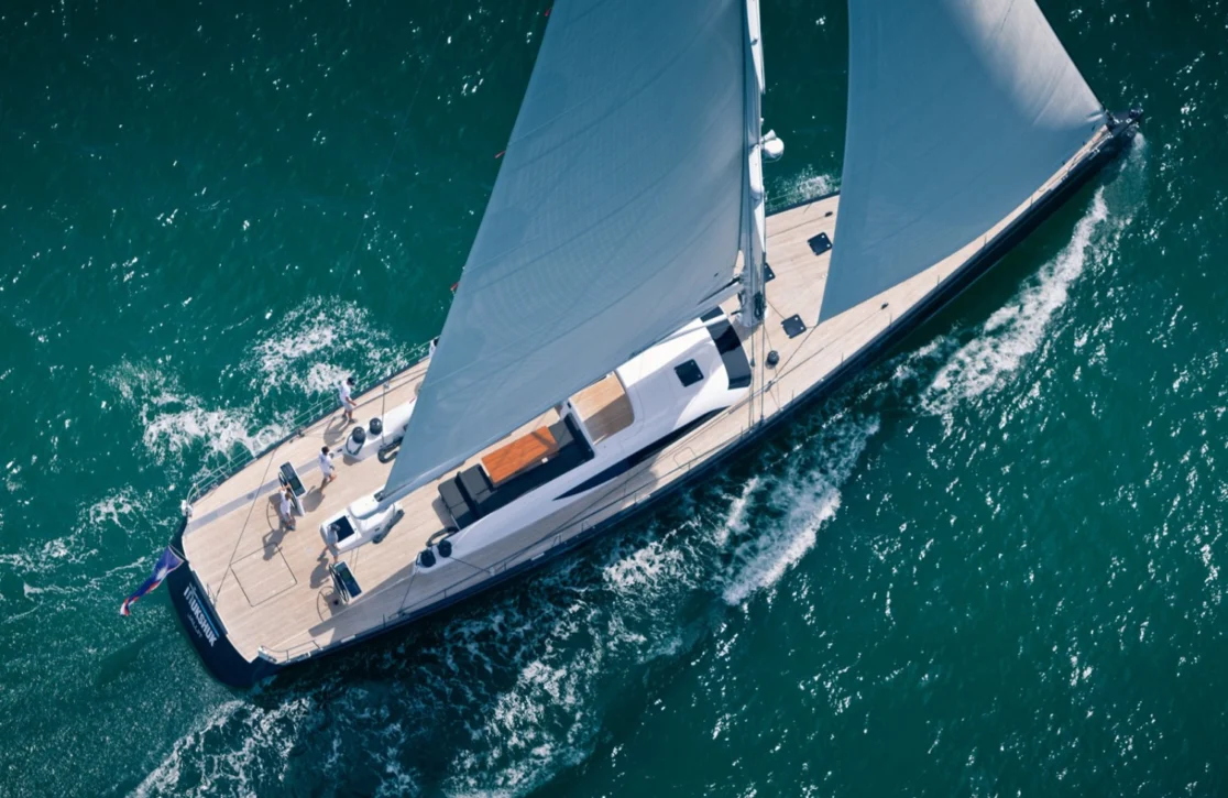 An image of Inukshuk yacht