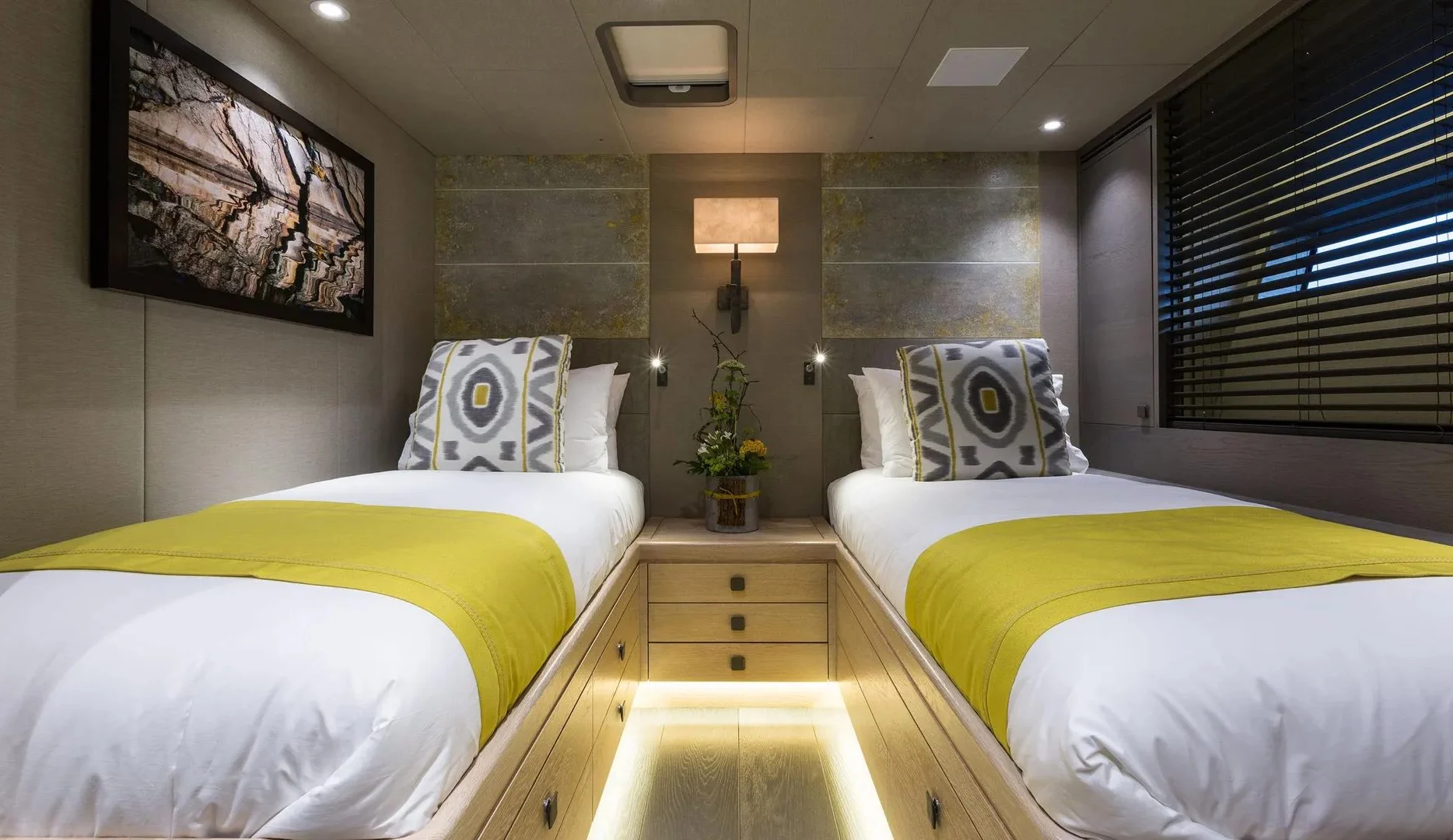 A preview of interior Bedroom cabin