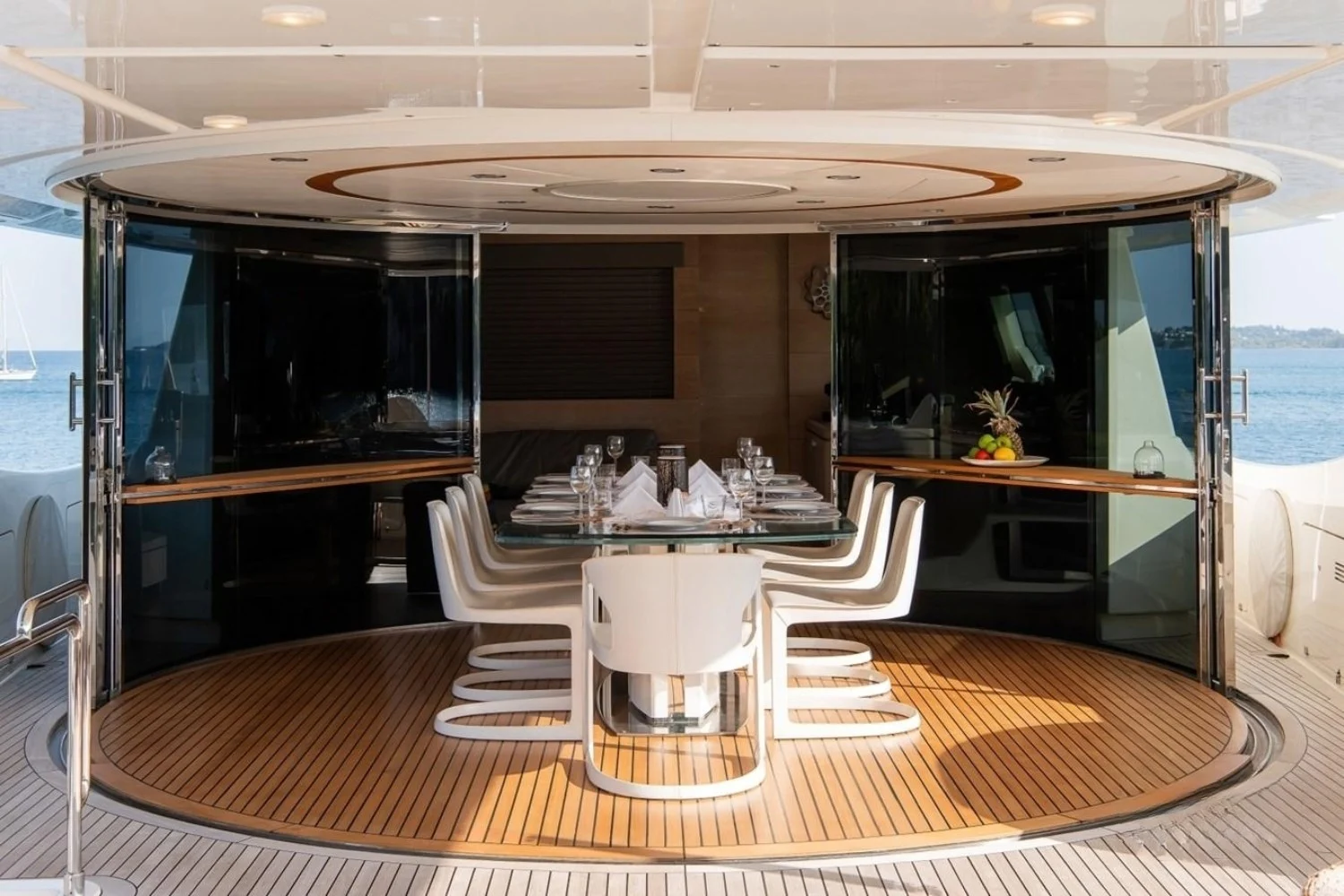 A preview of interior Dining