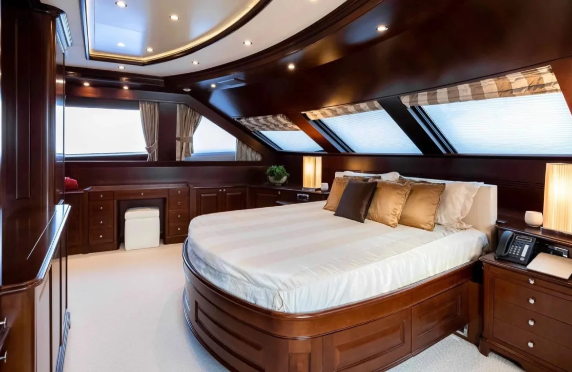 An image of Mi Amore Julia yacht