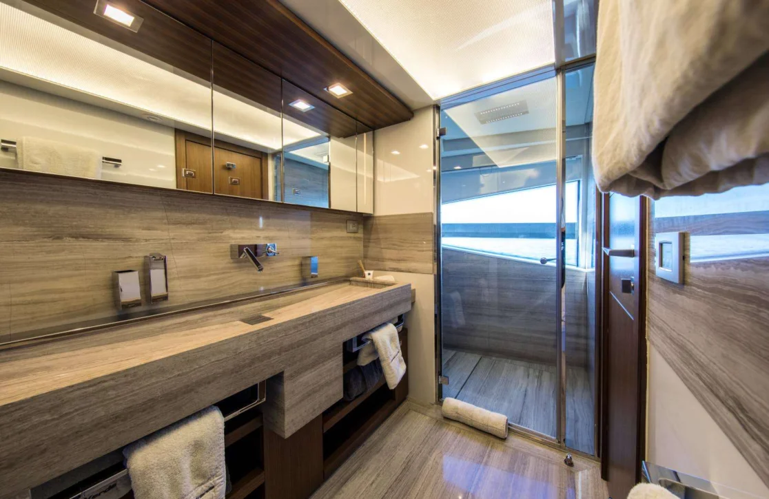 An image of Amore Mio yacht