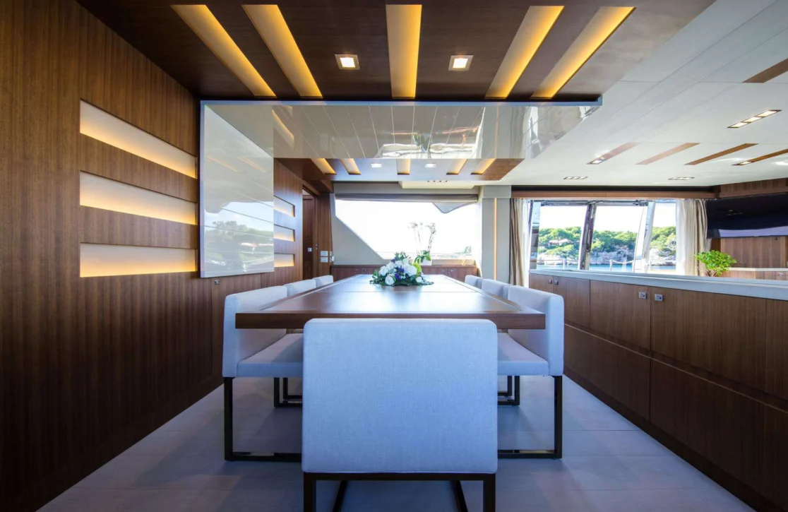 An image of Amore Mio yacht