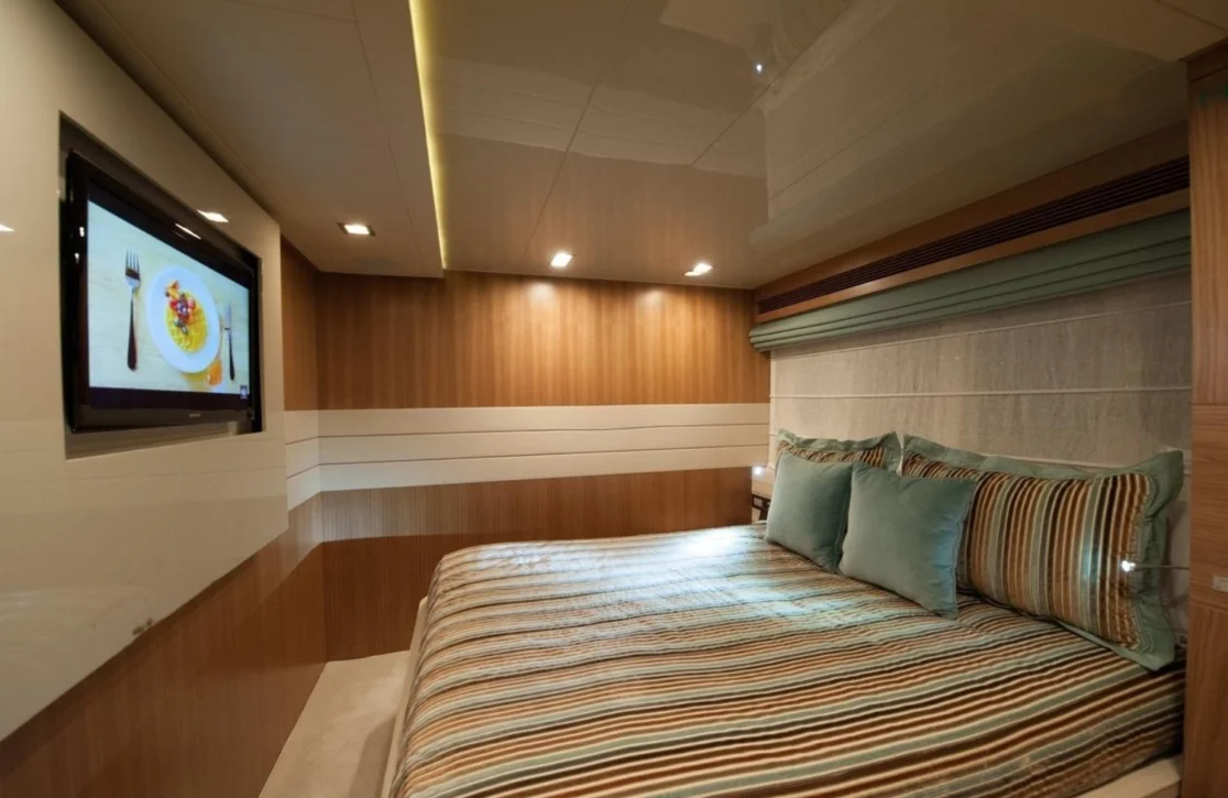 An image of Amore Mio yacht