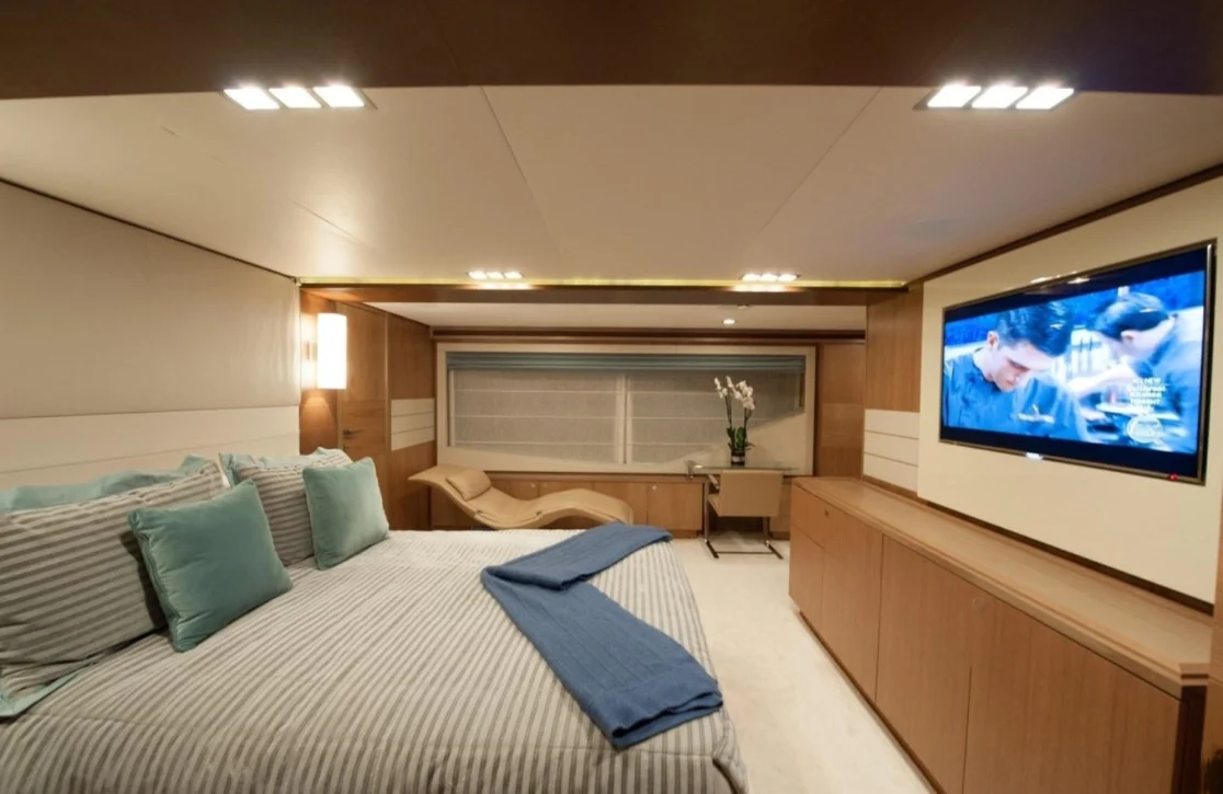 An image of Amore Mio yacht