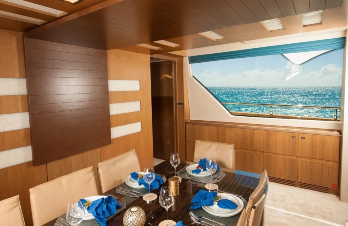 An image of Amore Mio yacht