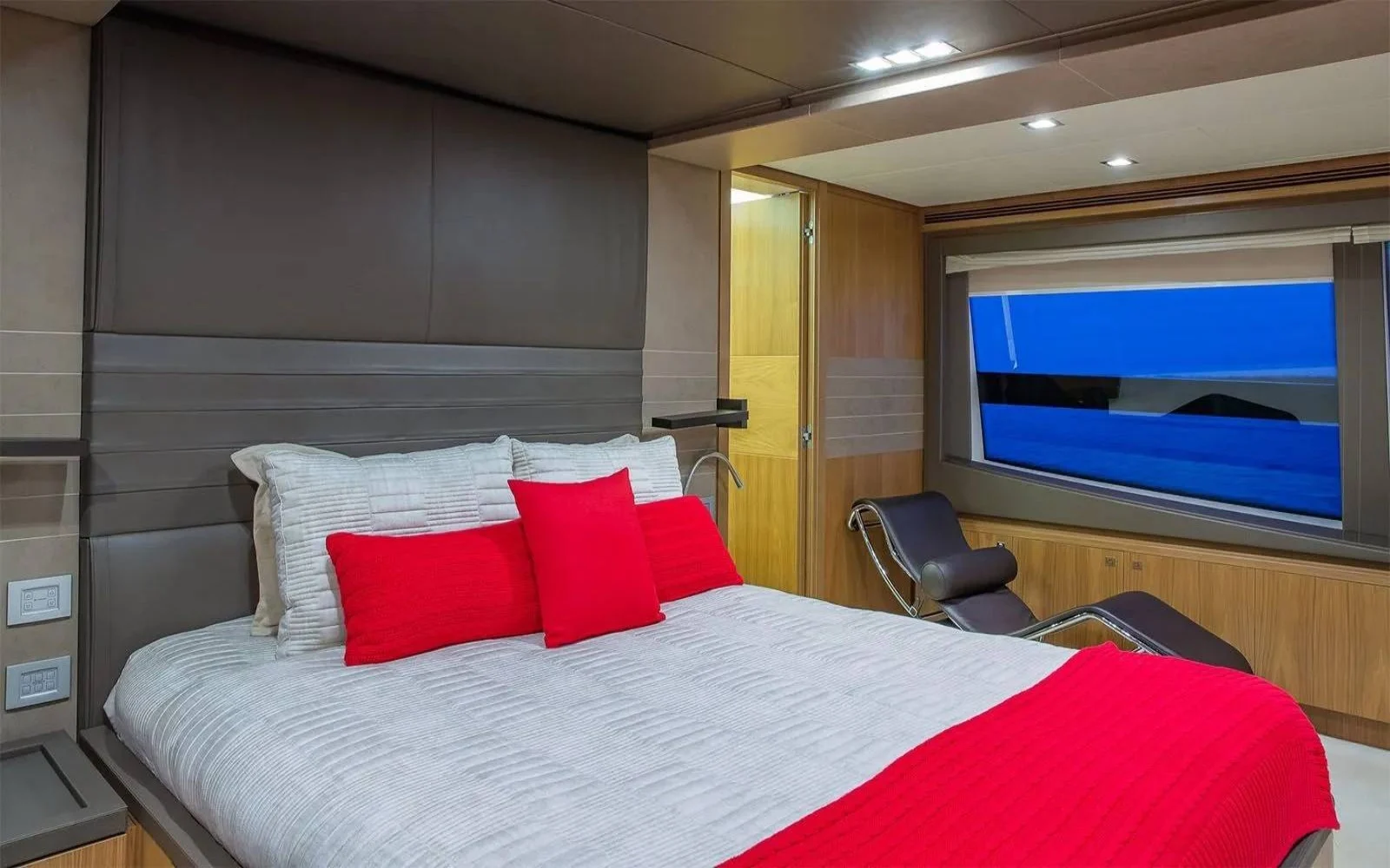 A preview of interior Bedroom cabin