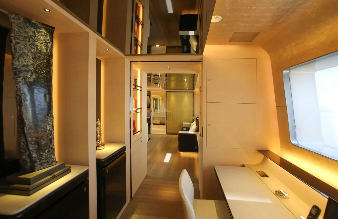 An image of Aslec 4 yacht