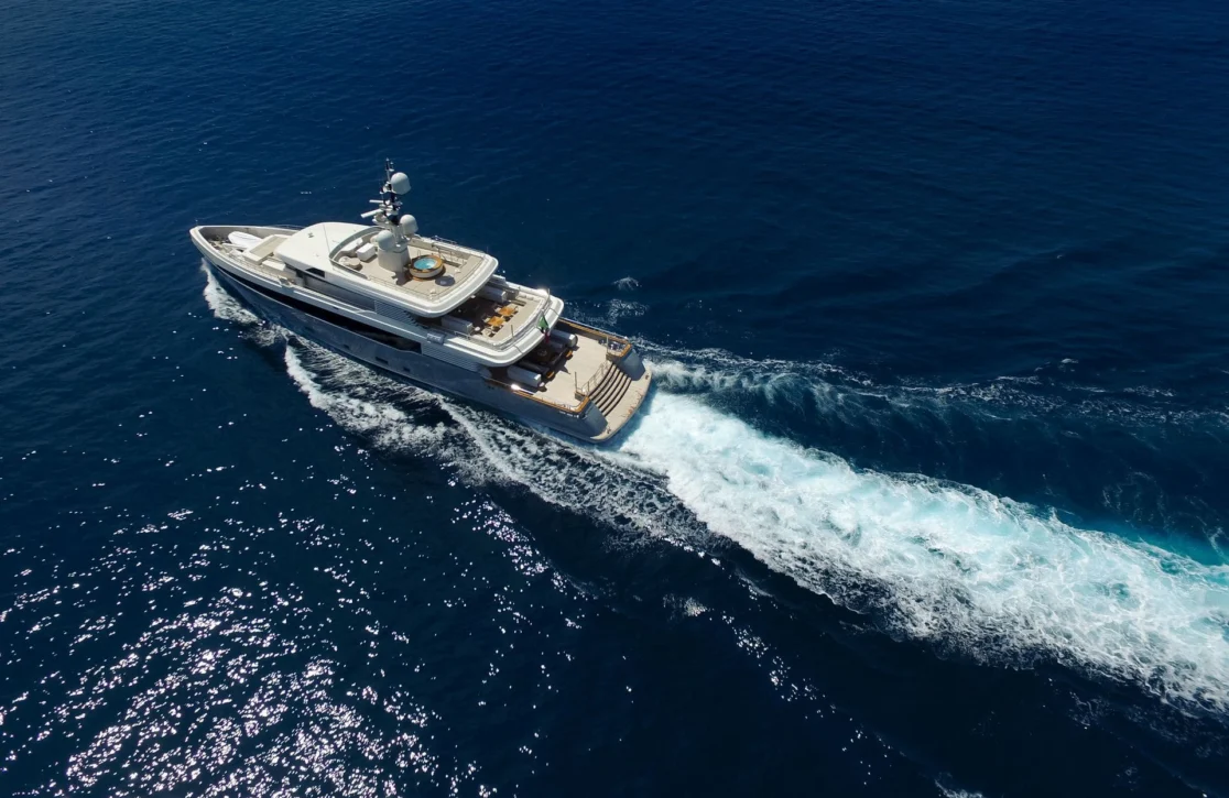 An image of Aslec 4 yacht