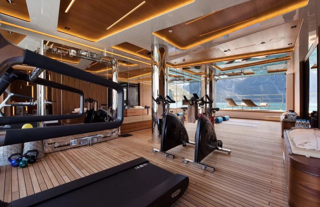 An image of Cloudbreak yacht