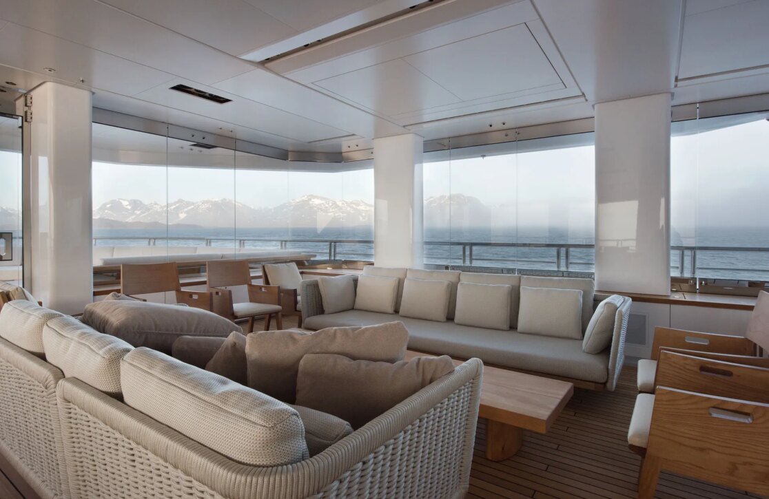 An image of Cloudbreak yacht