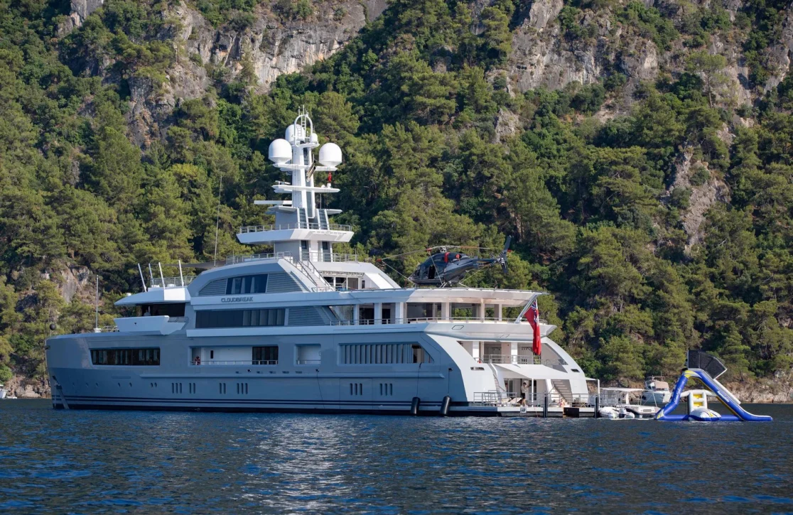 An image of Cloudbreak yacht
