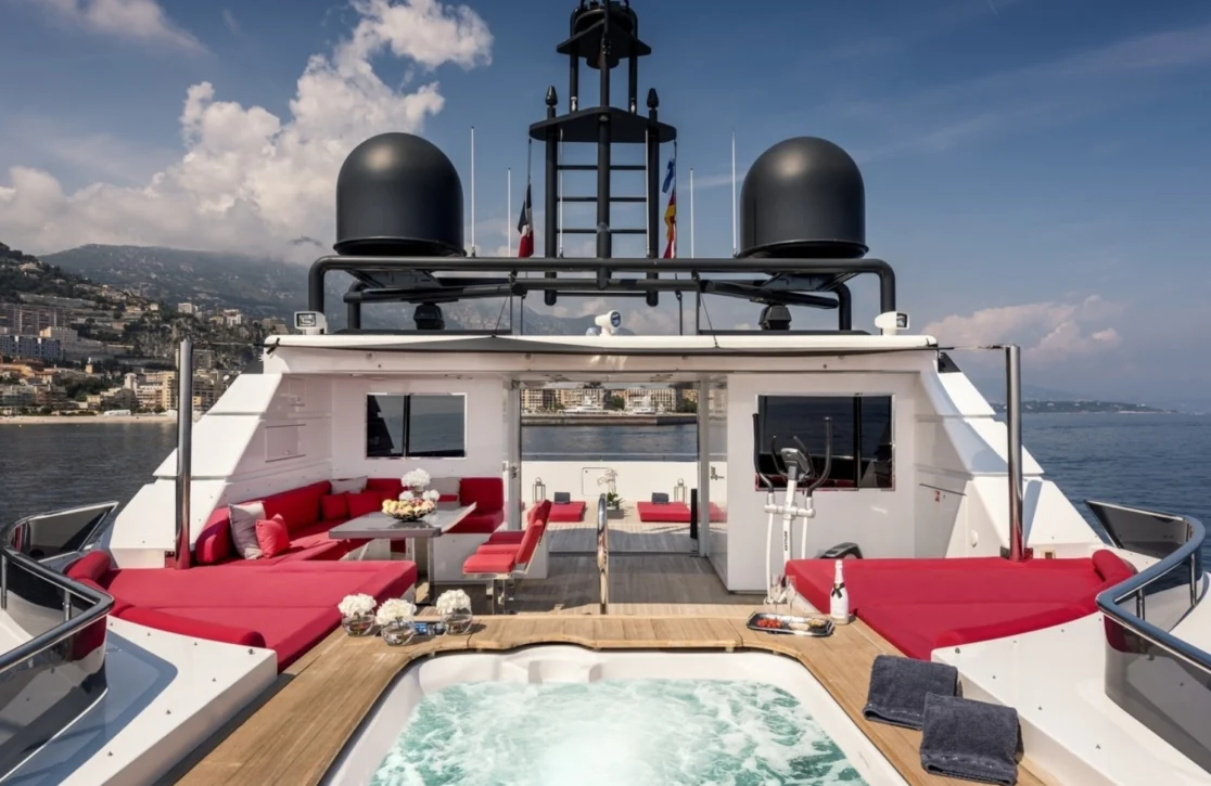 An image of Thanuja yacht