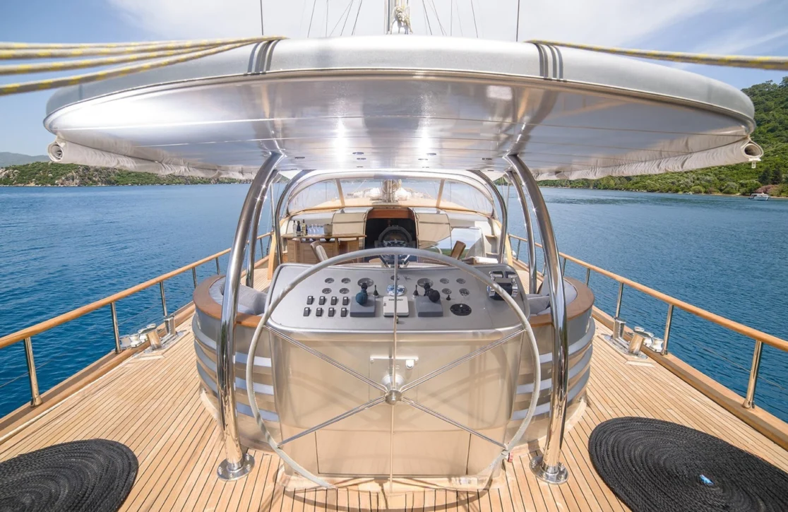 An image of Silver Moon yacht