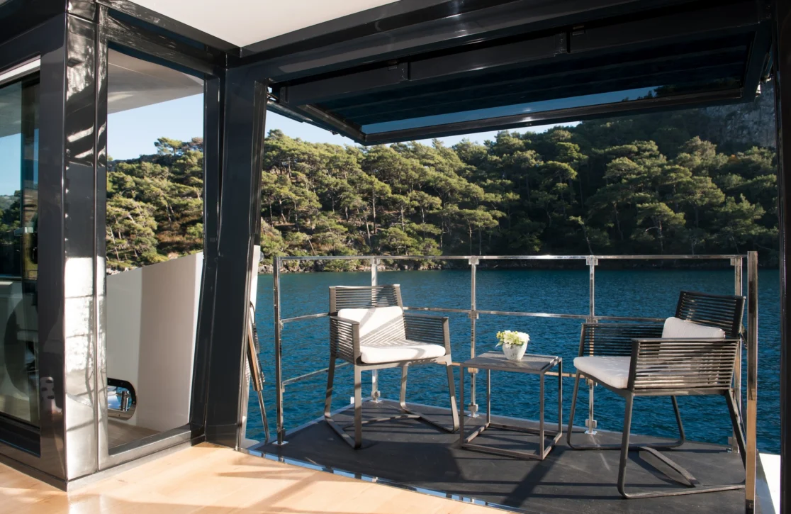 An image of Sun yacht