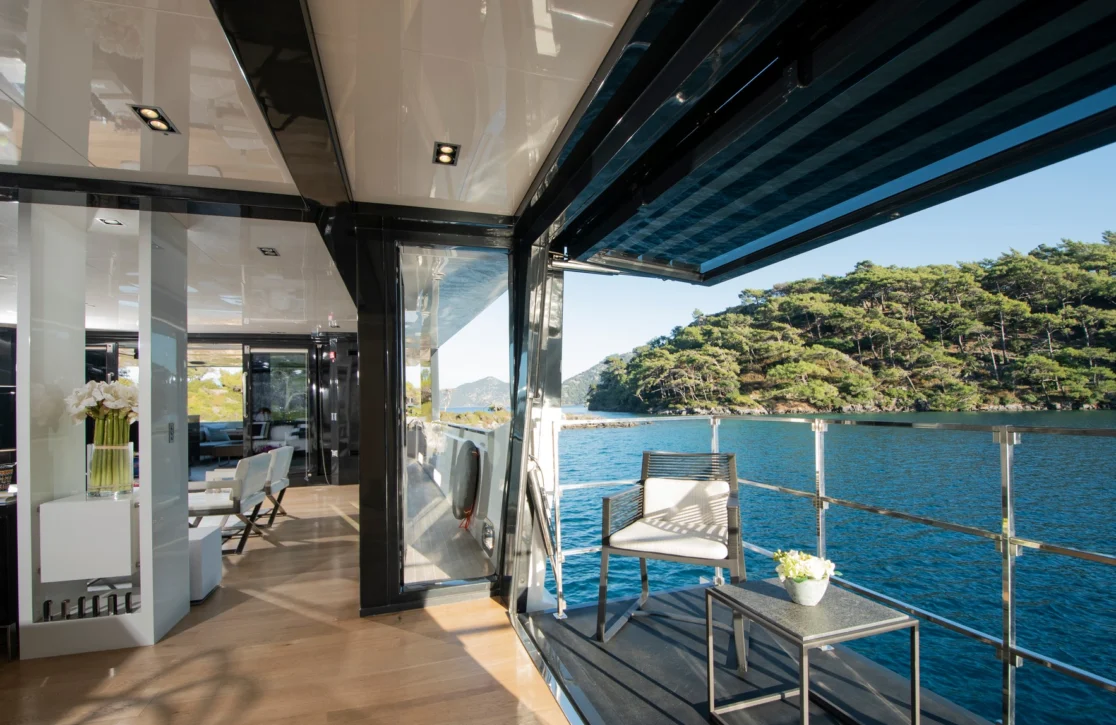 An image of Sun yacht