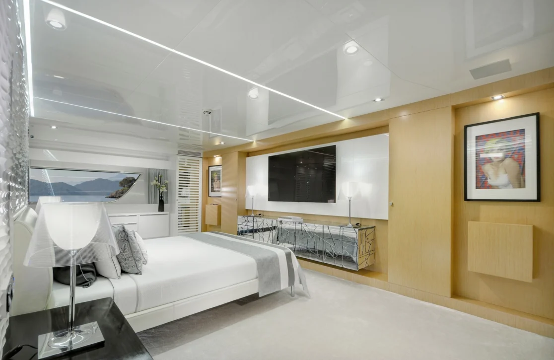 An image of Sun yacht