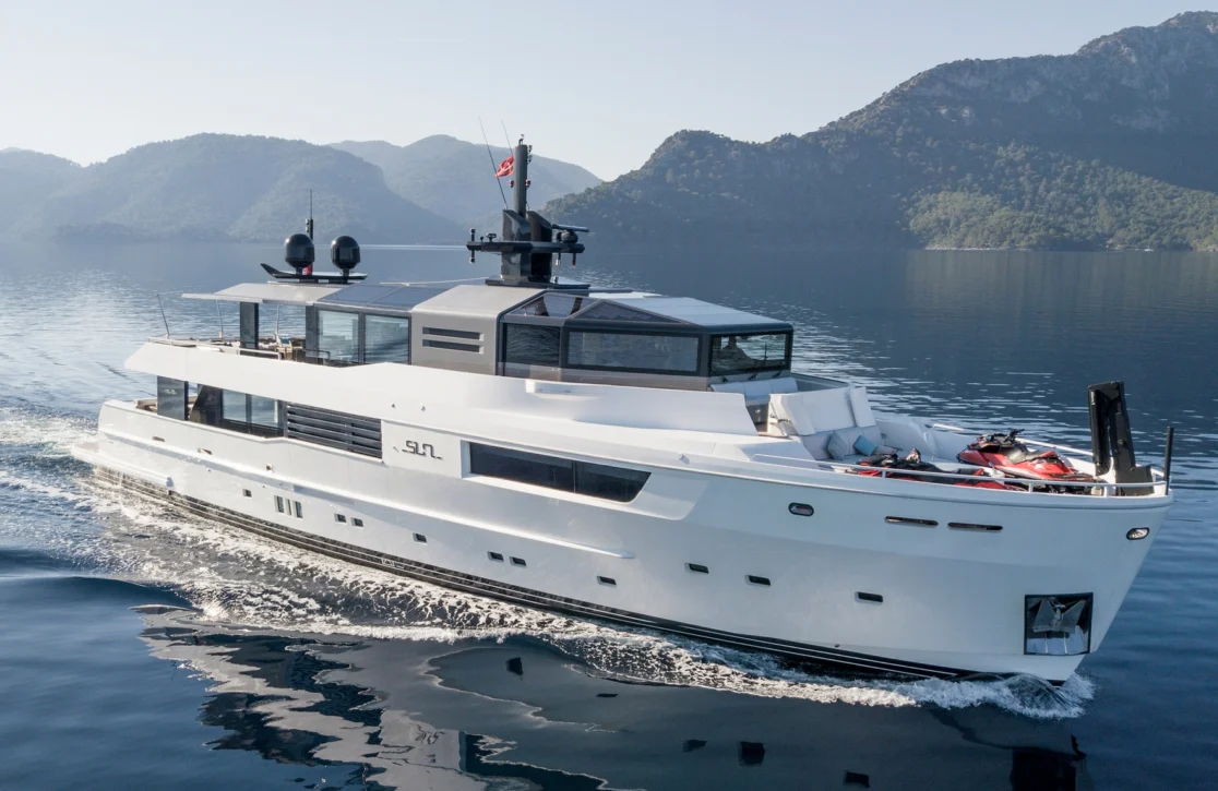 An image of Sun yacht