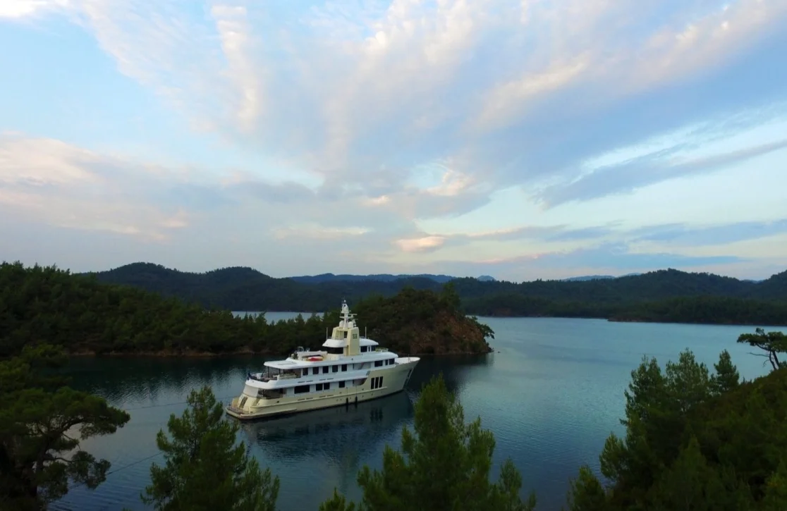 An image of E & E yacht