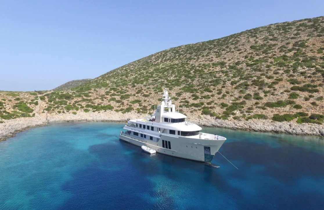 An image of E & E yacht