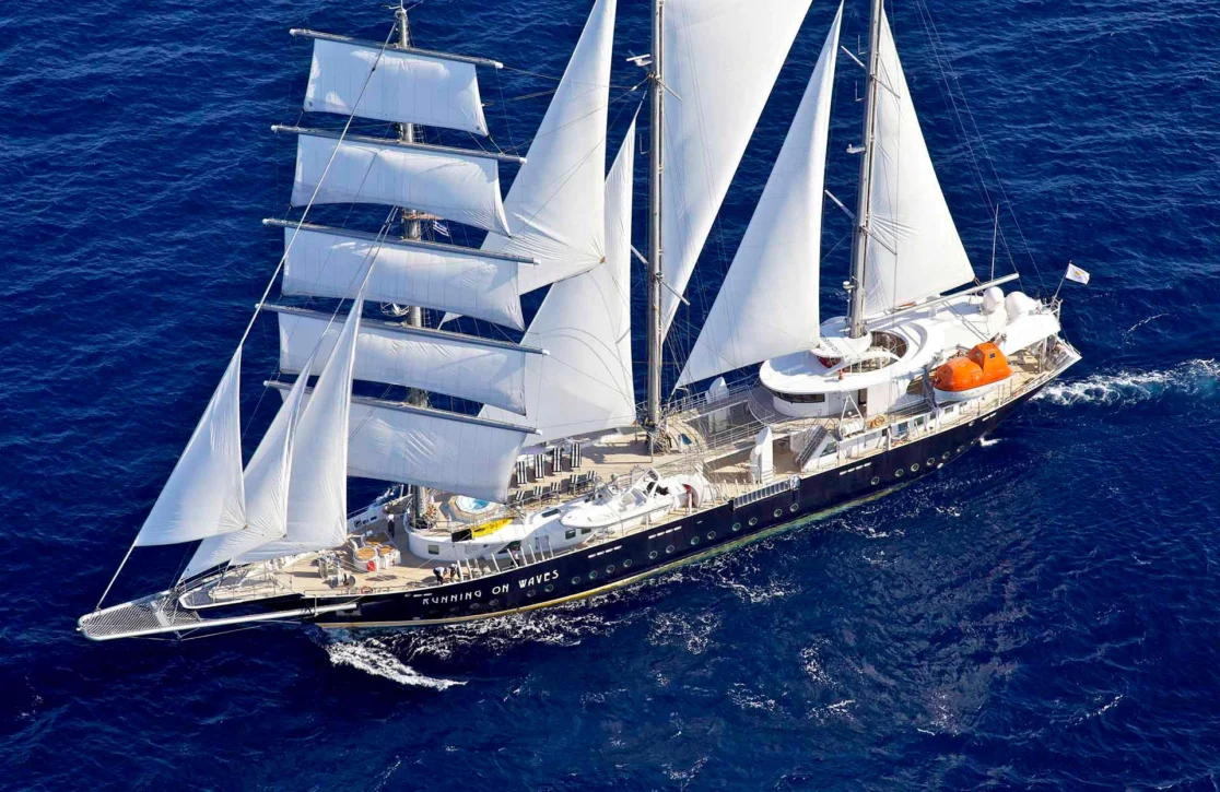 An image of Running On Waves yacht