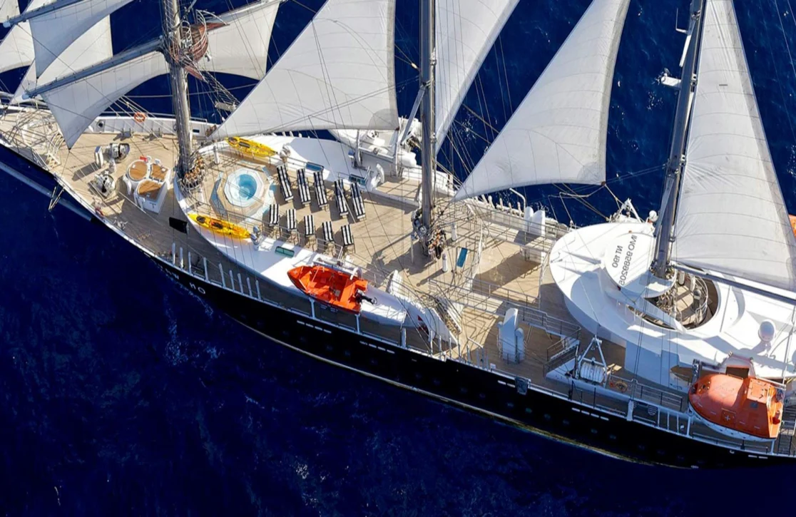 An image of Running On Waves yacht