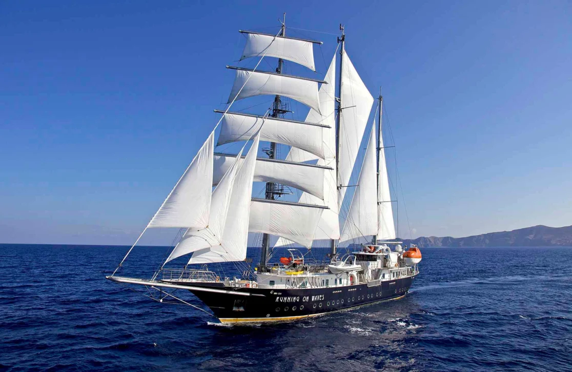 An image of Running On Waves yacht