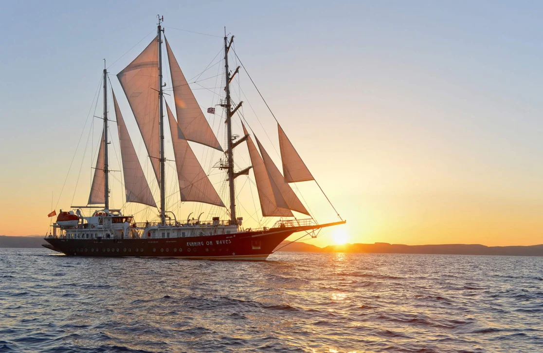 An image of Running On Waves yacht