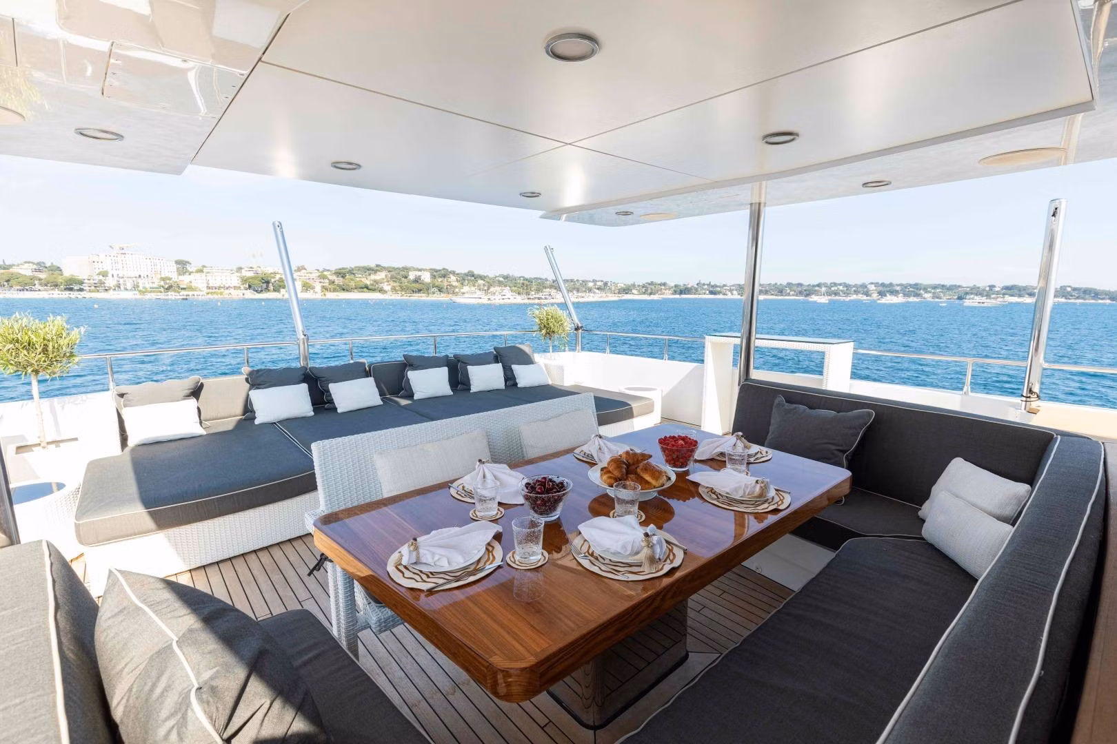 An image of Tommy Belle yacht