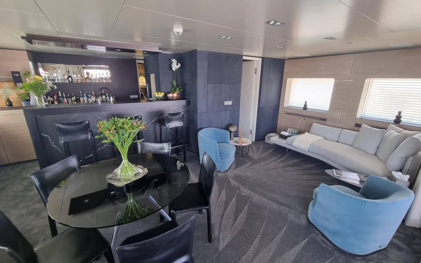 A preview of interior Bar or dance club