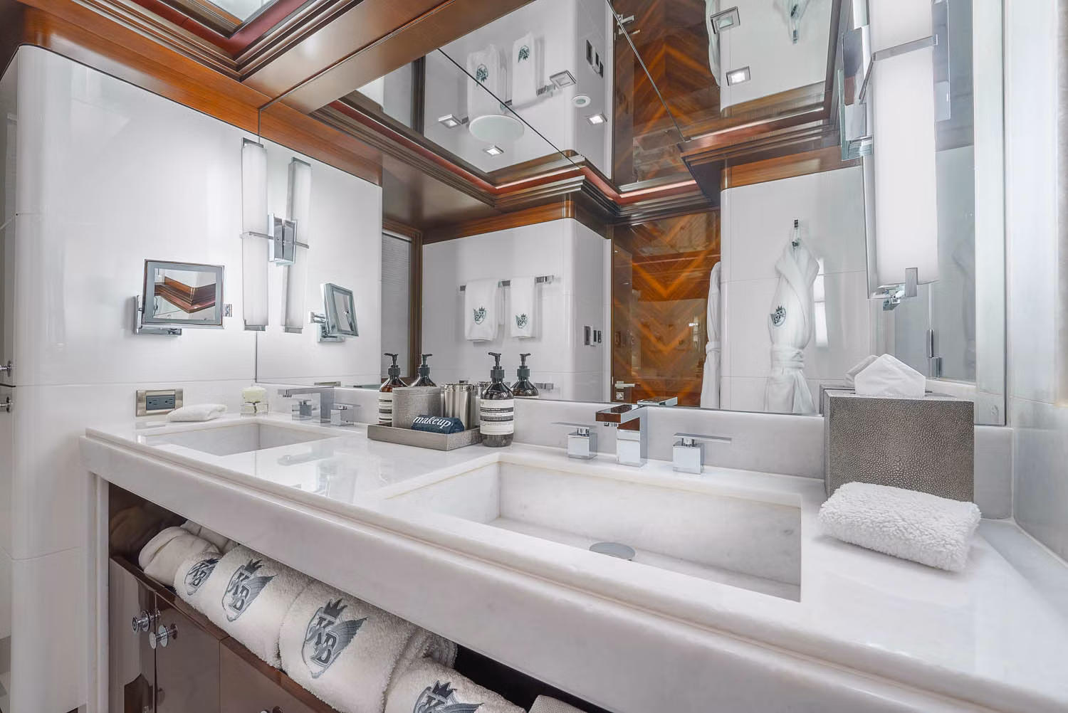An image of King Baby yacht
