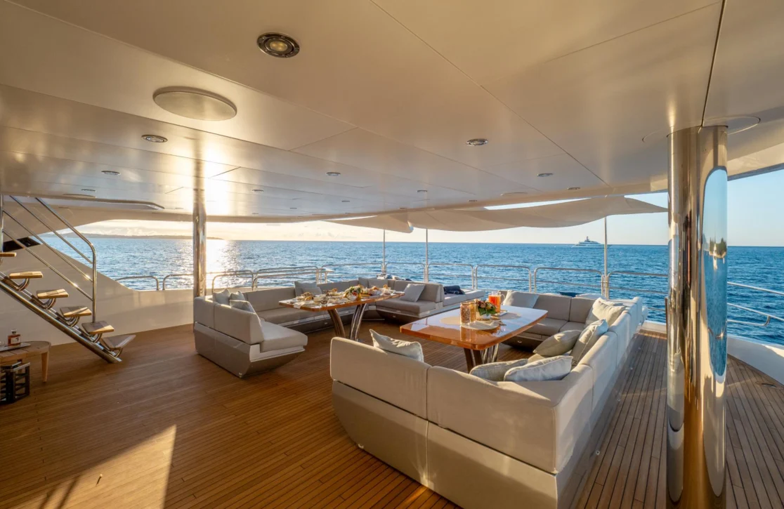 An image of Arados yacht