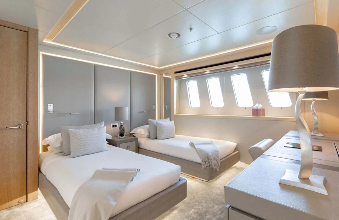 An image of Arados yacht