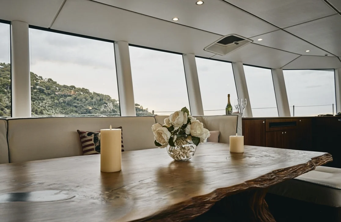 An image of Iceberg yacht