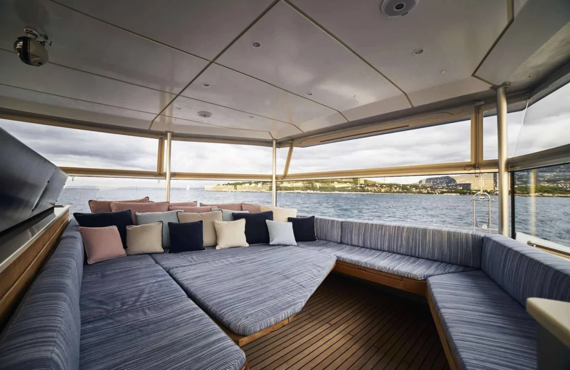 An image of Iceberg yacht