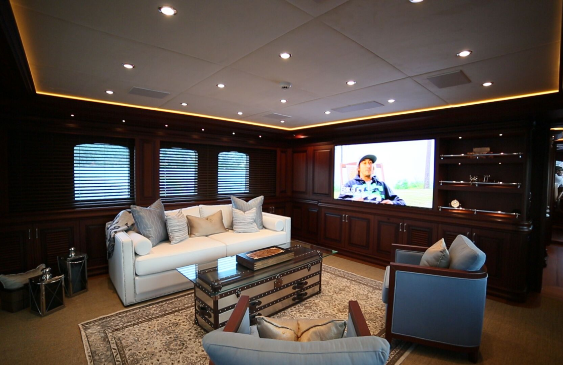An image of Omnia 1 yacht