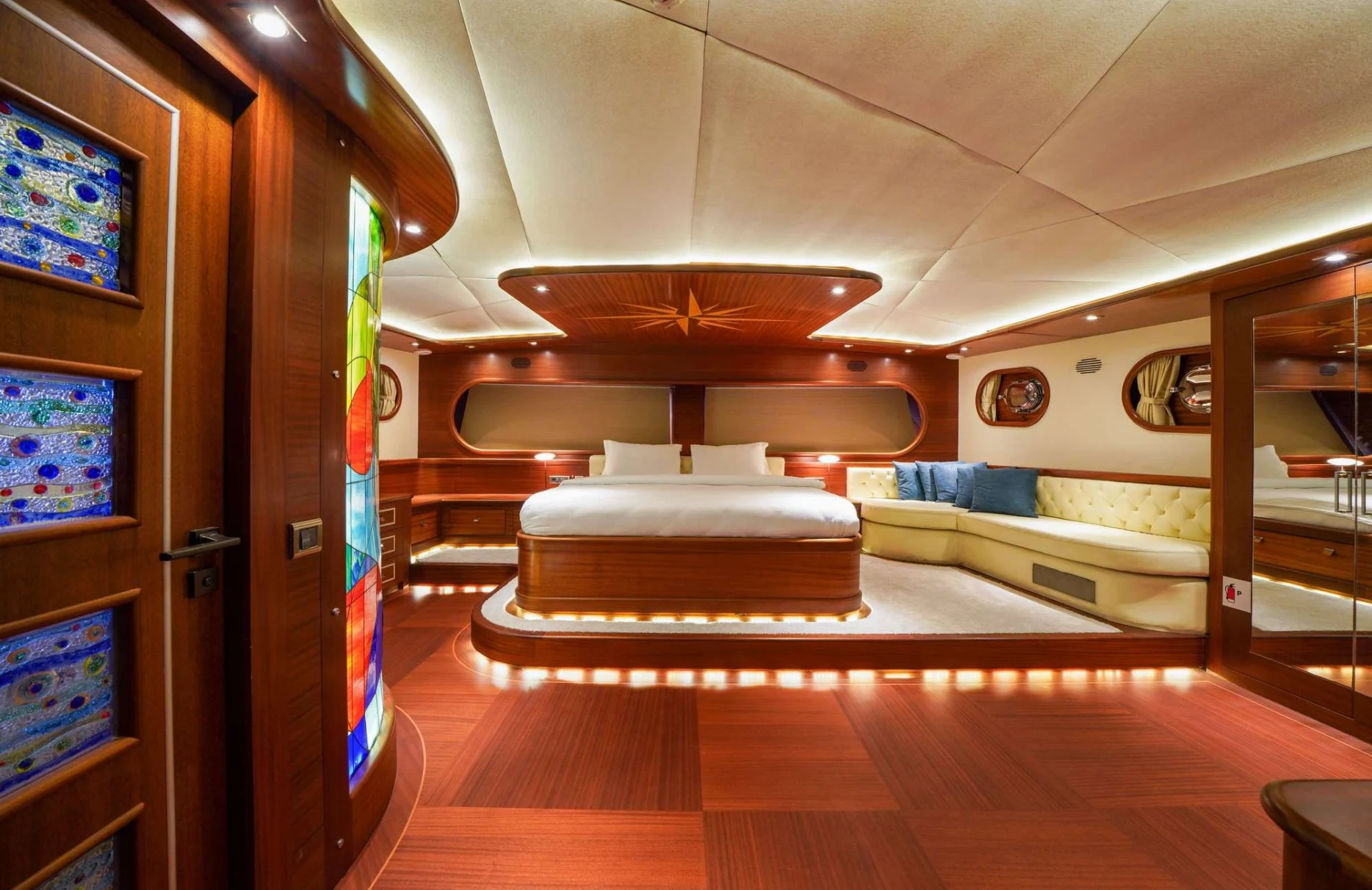 A preview of interior Bedroom cabin