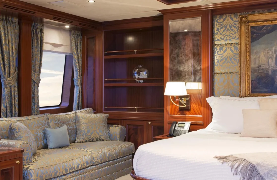 An image of Option B yacht