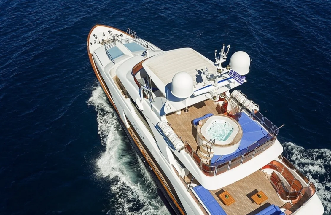 An image of Option B yacht