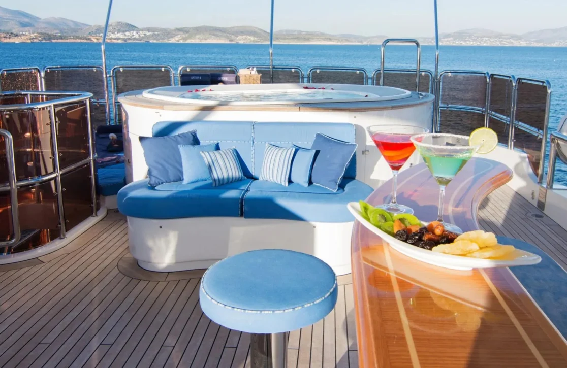 An image of Option B yacht