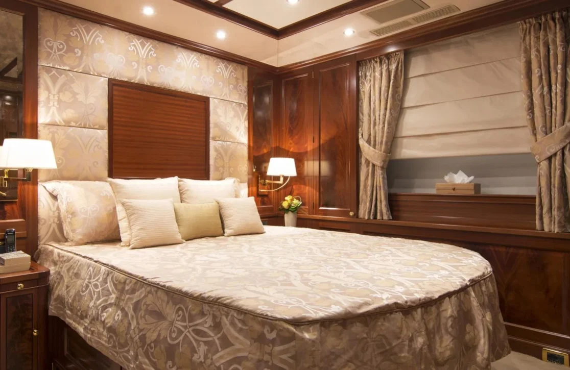 An image of Option B yacht