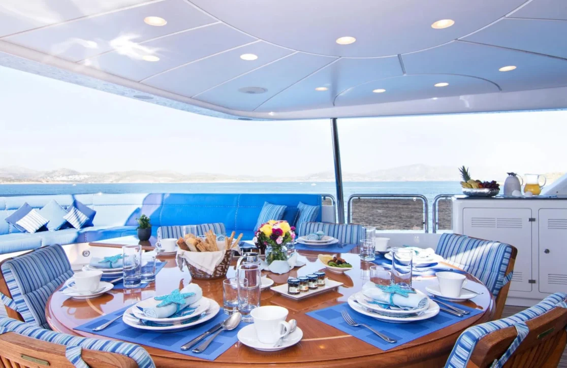 An image of Option B yacht