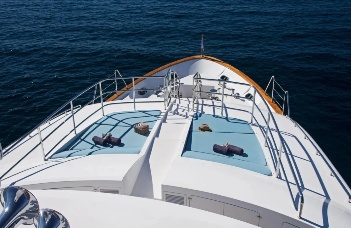 An image of Option B yacht
