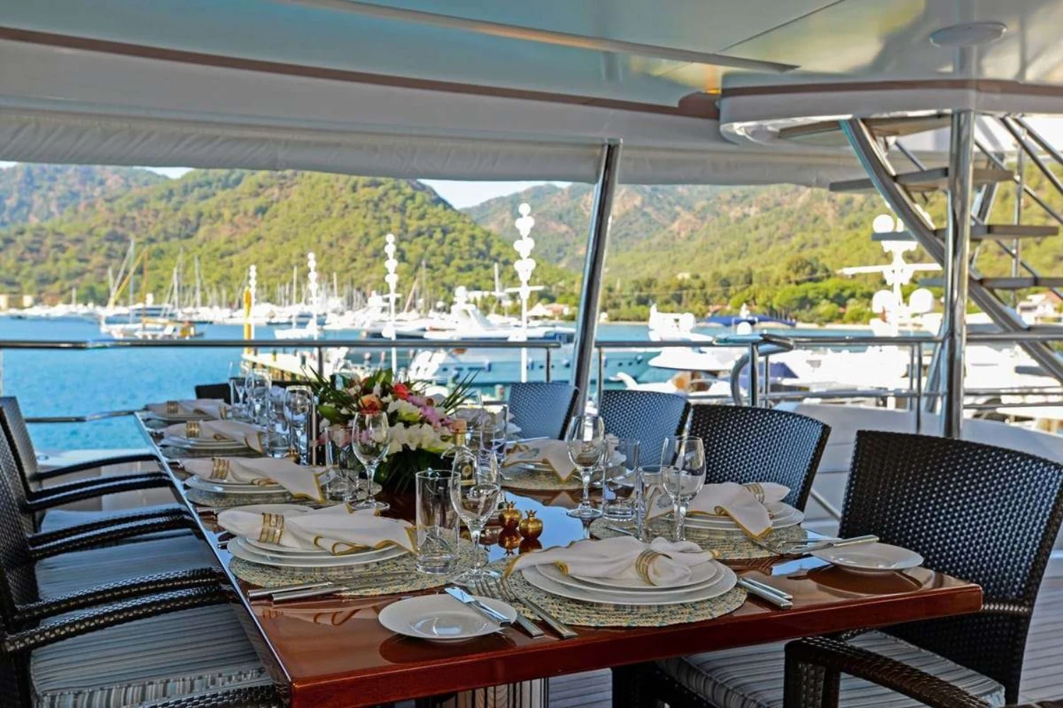 A preview of interior Dining