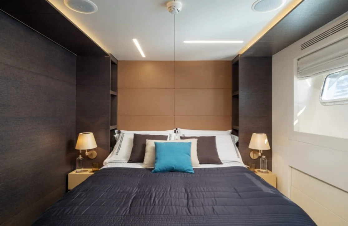 An image of 55 Fiftyfive yacht