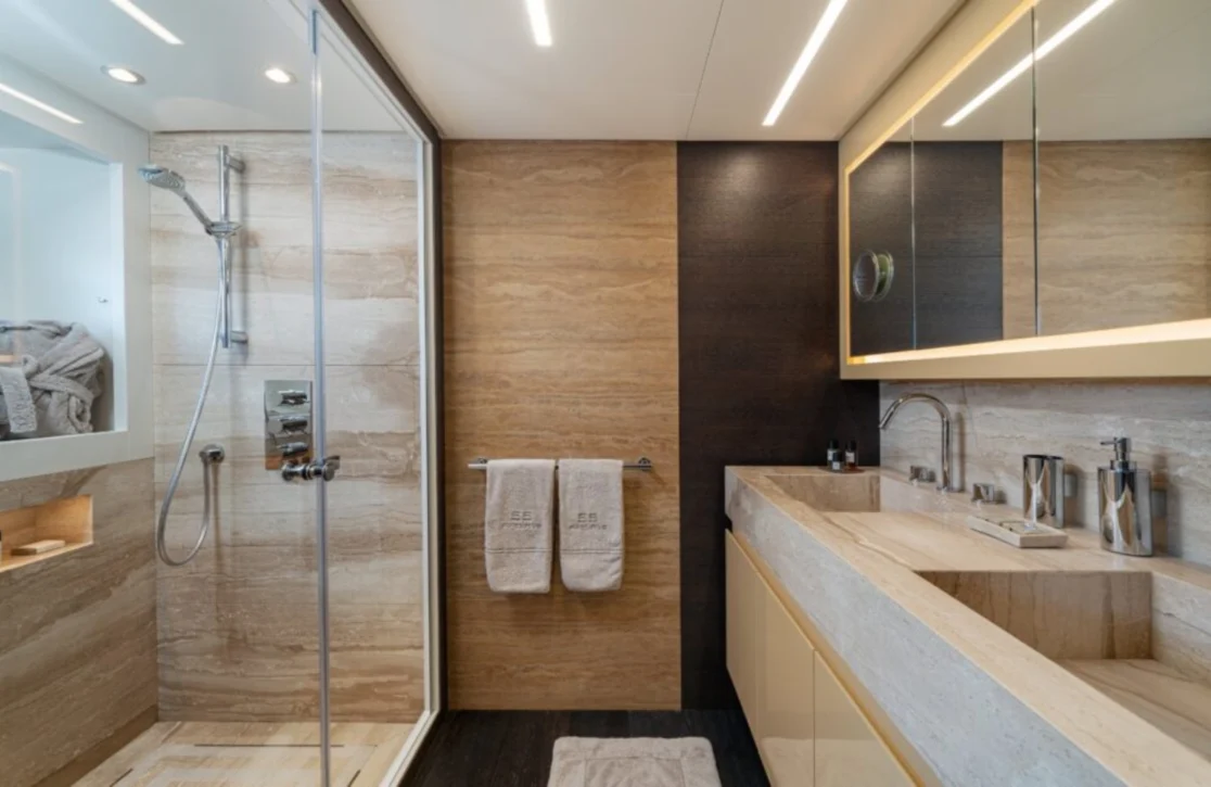 An image of 55 Fiftyfive yacht