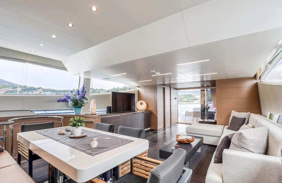 An image of 55 Fiftyfive yacht